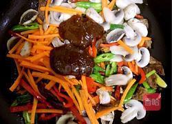 黑椒牛肉乌冬面的做法图解5