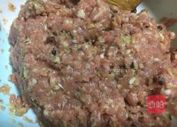 牛肉鸡蛋大汉堡的做法图解3