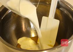 慕斯蛋糕的做法图解2