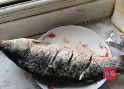 清蒸鲤鱼的做法图解1