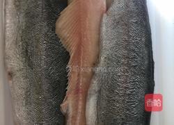 香煎鲑鱼的做法图解2