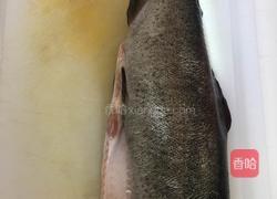 香煎鲑鱼的做法图解1