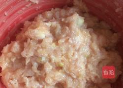 鸡肉丸子炖小白菜的做法图解2