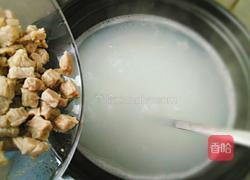 牛肉蛋花粥的做法图解4