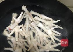 五香凤爪拼卤蛋的做法图解2