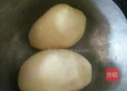 拔丝土豆的做法图解1