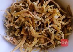 辣炒小咸鱼的做法图解1