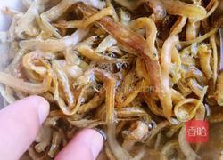 辣炒小咸鱼的做法图解2