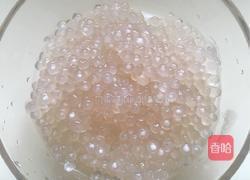 红心猕猴桃椰汁西米露的做法图解4