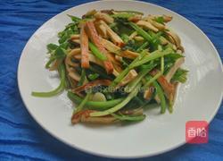 芹菜炒香干的做法图解9