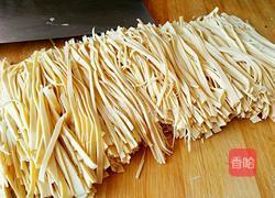 素炒千张的做法图解1