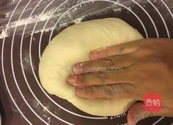 豆沙花朵面包的做法图解6