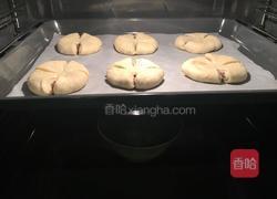 豆沙花朵面包的做法图解11
