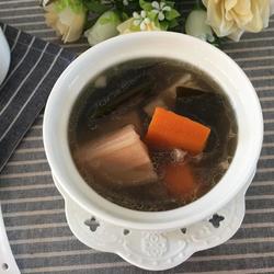 莲藕海带排骨汤的做法[图]