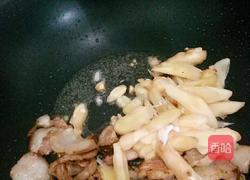 泡仔姜炒五花的做法图解5