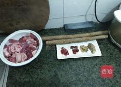 当归山药煲羊腿的做法图解1