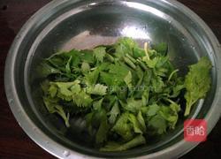 黑芝麻芹菜卷的做法图解1