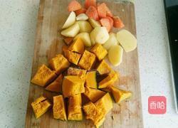 大骨头炖南瓜土豆的做法图解5