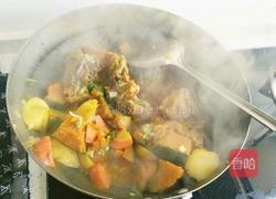 大骨头炖南瓜土豆的做法图解7