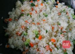三色炒饭的做法图解6