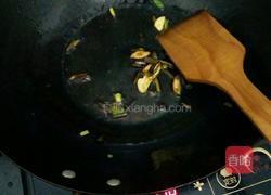 毛豆炒萝卜干的做法图解3