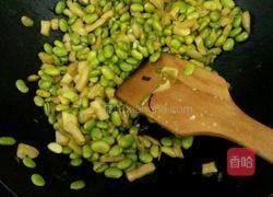 毛豆炒萝卜干的做法图解4