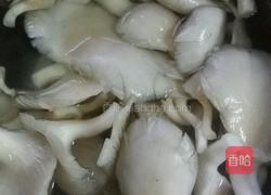 红烧平菇的做法图解1