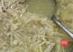 金针菇瘦肉鸡蛋汤的做法图解6