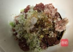 香菇猪肉虾仁饺子的做法图解6