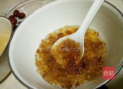 桃胶雪耳金瓜盅的做法图解2