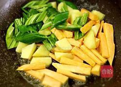 三汁焖锅的做法图解7