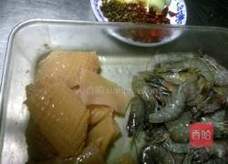 香辣鱿鱼虾的做法图解3