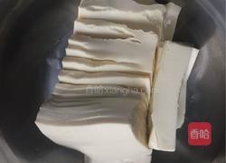 豆腐炖鱼的做法图解3