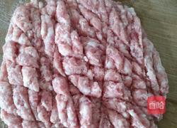 猪肉白菜馅饺子的做法图解1