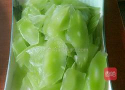 莴笋炒回锅肉的做法图解2