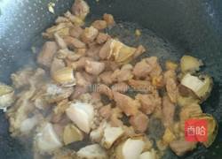 鲍鱼炒梅肉的做法图解4