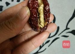 红枣夹核桃的做法图解3