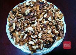 糖炒核桃仁的做法图解1