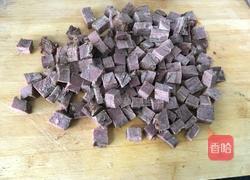 卤牛肉炒黄瓜胡萝卜的做法图解2