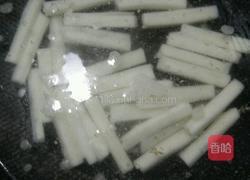 番茄炒年糕的做法图解2