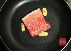 香煎三文鱼排的做法图解3