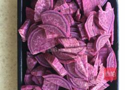 芝麻红豆馅紫薯饼的做法图解1