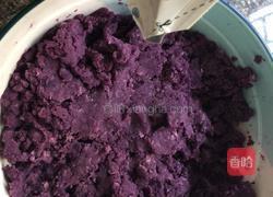 芝麻红豆馅紫薯饼的做法图解3