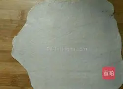 Illustration of how to make scallion pancake 6