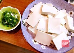 家常鸡蛋滚豆腐的做法图解1
