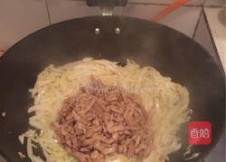 白菜梆子炒肉丝的做法图解8