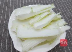 酸辣白菜梗的做法图解2