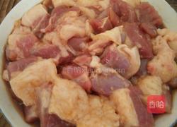 芋头焖肉的做法图解3