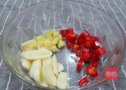 佛手瓜炒木耳的做法图解8