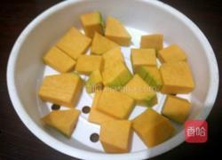 南瓜发面饼的做法图解1